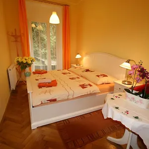No. 12 Trziste 29 Karlsbad